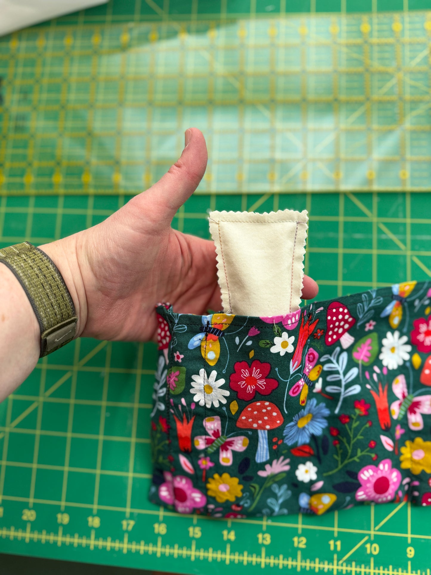 8 internal rice bags per Neck Shoulder
rice bag